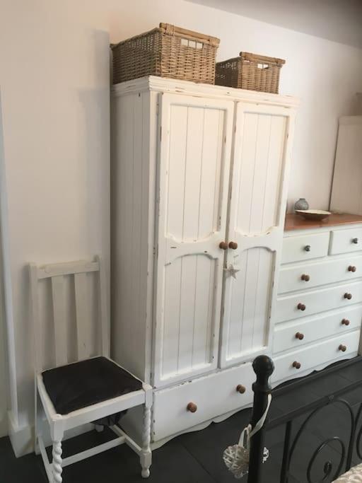 Herb Garden Bungalow Βίλα Nazeing Εξωτερικό φωτογραφία