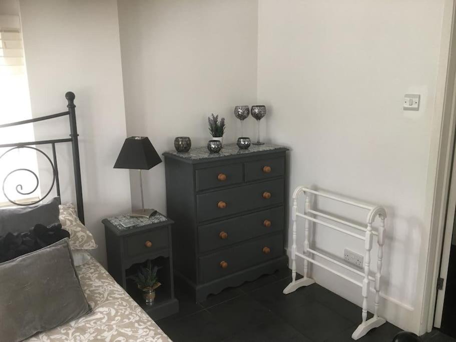 Herb Garden Bungalow Βίλα Nazeing Εξωτερικό φωτογραφία